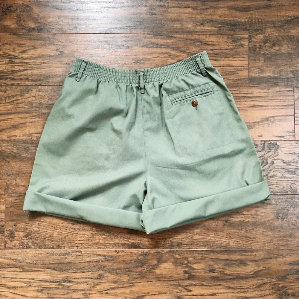 SOLD vintage • 90s olive green shorts pleated mom twill cargo high waist safari - Picture 9 of 11